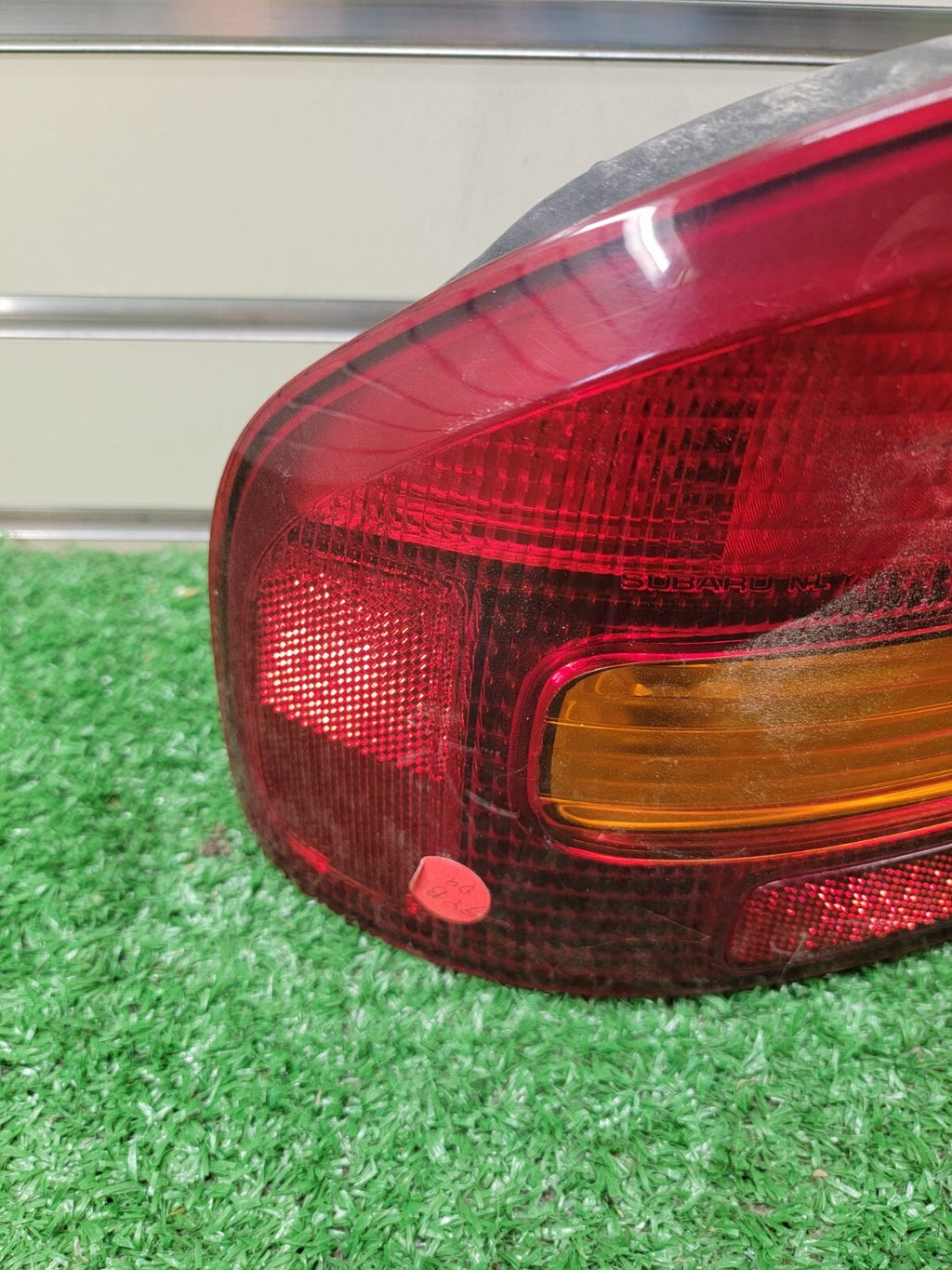 🔥00-04 Subaru Legacy Tail Light Assembly Lamp Left Driver Outback Chrome