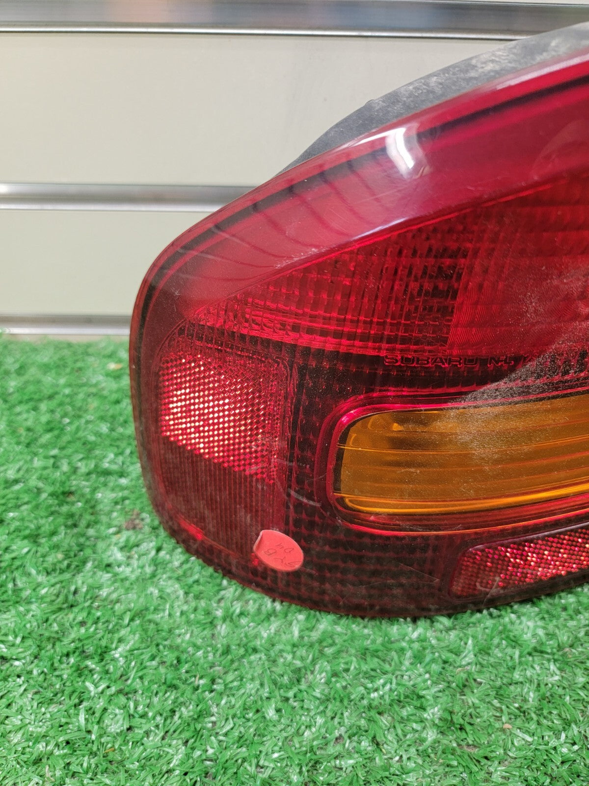 🔥00-04 Subaru Legacy Tail Light Assembly Lamp Left Driver Outback Chrome