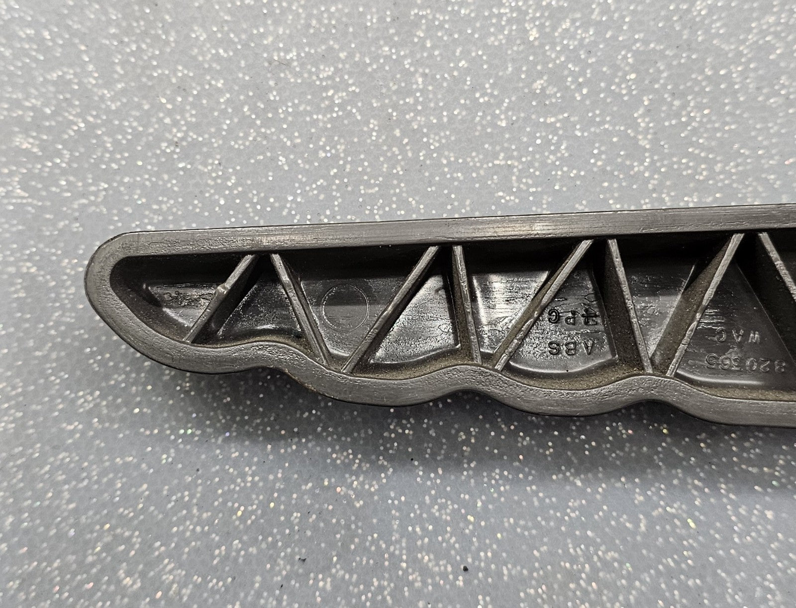 🔥02-05 FORD EXPLORER SECOND ROW REAR SEAT HANDLE LEFT DRIVER - GREY