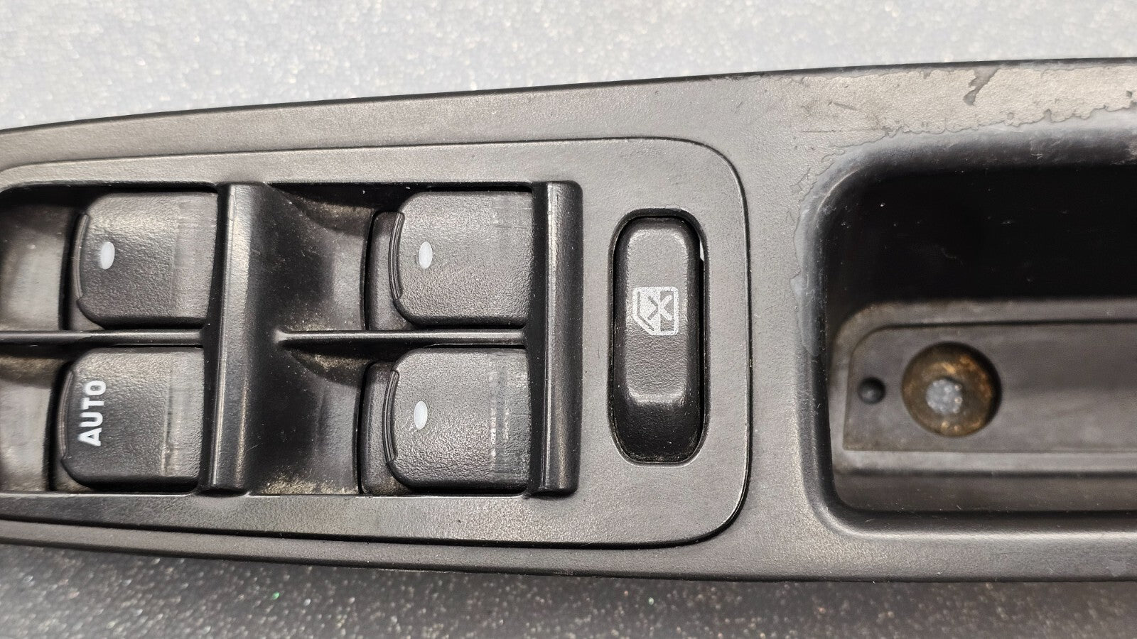 🔥08-12 Malibu 07-09 Aura Left Driver Master Power Window Switch Assembly Black