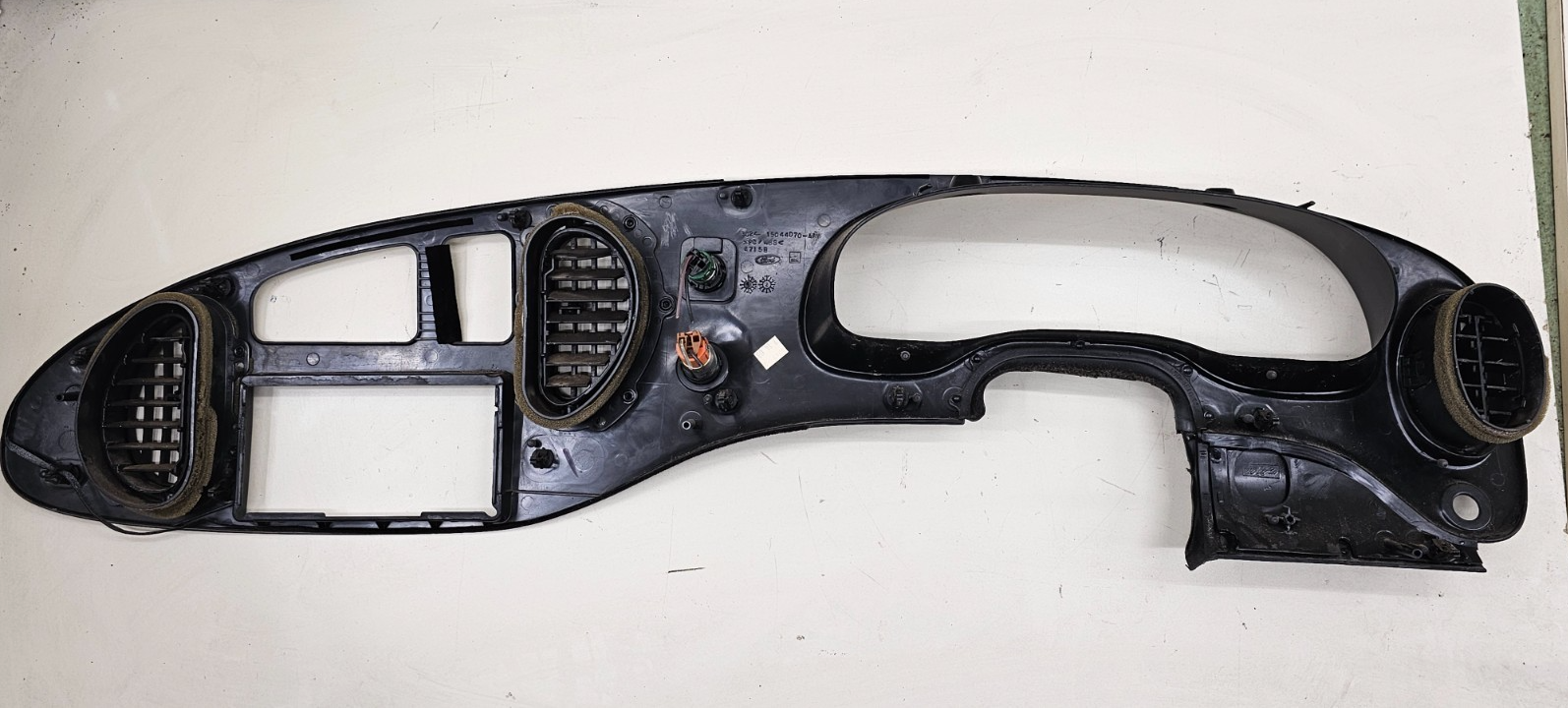 🔥97-03 Ford E-150 Econoline Dash Instrument Cluster Bezel Climate Radio Black