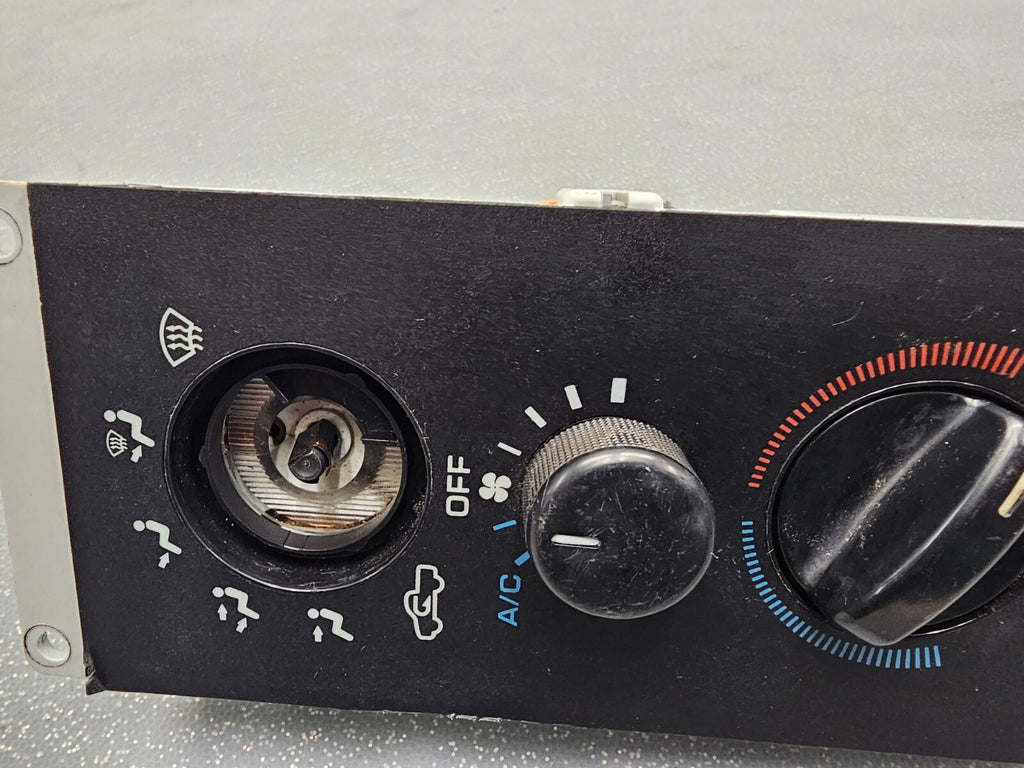 🔥94-97 DODGE RAM DASH AC HEATER TEMPERATURE CLIMATE CONTROL UNIT AIR CODITIONER