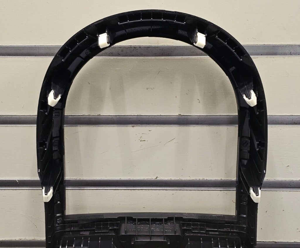 10-11 KIA SOUL PLUS CENTER DASH FM RADIO STEREO DISPLAY TRIM PANEL BEZEL GRAY