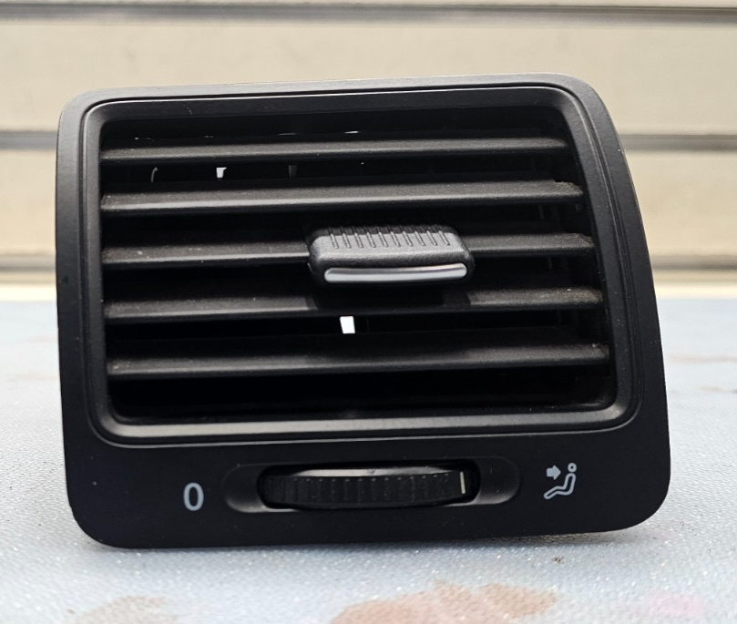 🔥05-10 VOLKSWAGEN JETTA FRONT CENTER DASH RIGHT PASSENGER AIR VENT HEATER BLACK