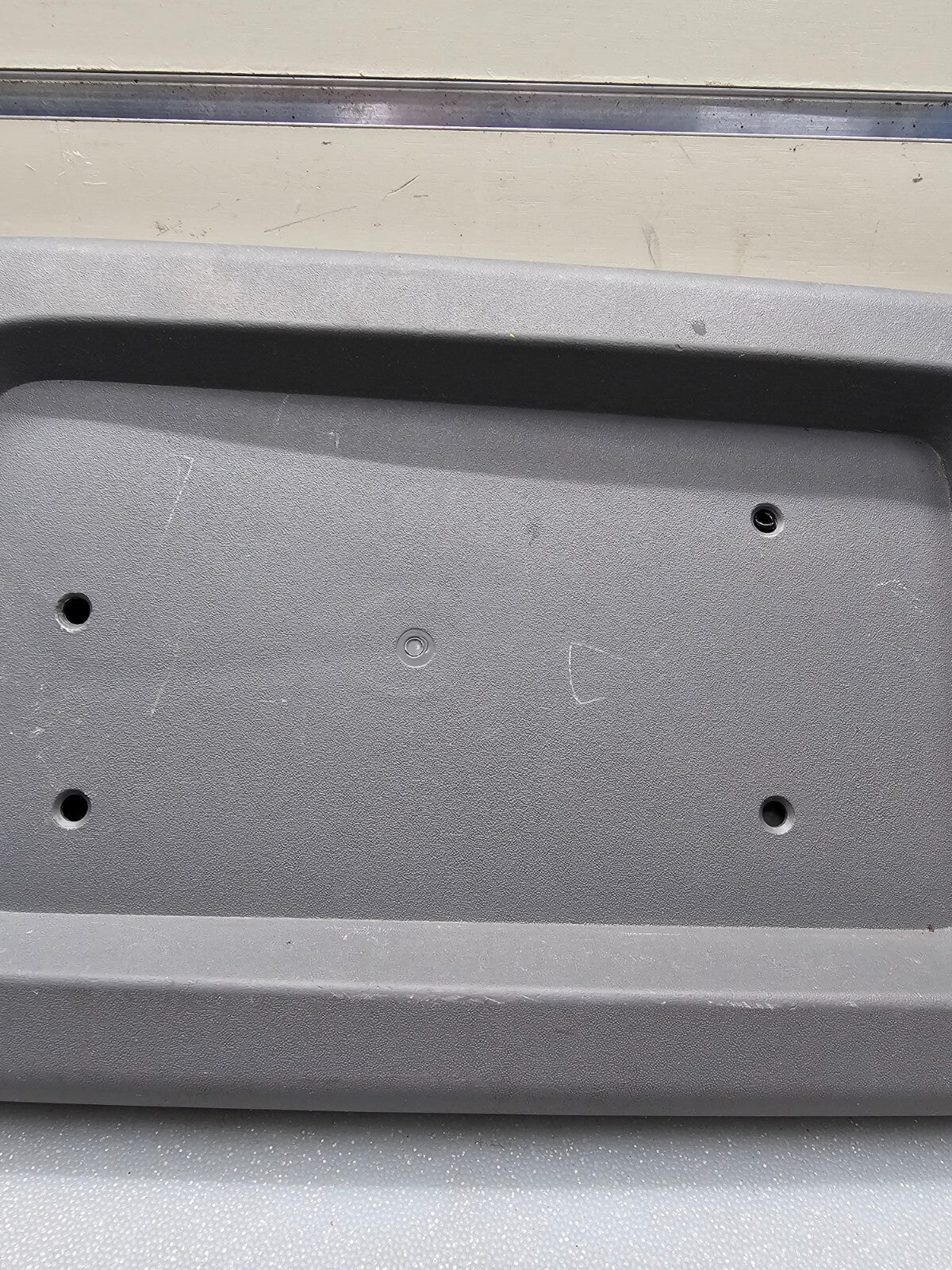 🔥04-07 NISSAN ARMADA TITAN ARM REST FRONT CENTER CONSOLE LID COVER GRAY OEM