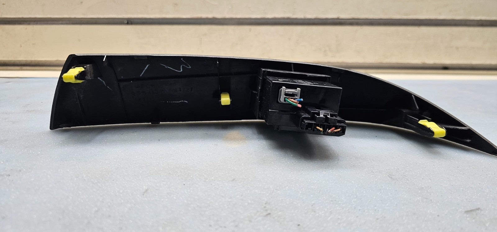 🔥04-10 Sienna Dash Left Driver Defrost Light Door Switch Trim Bezel Panel Black