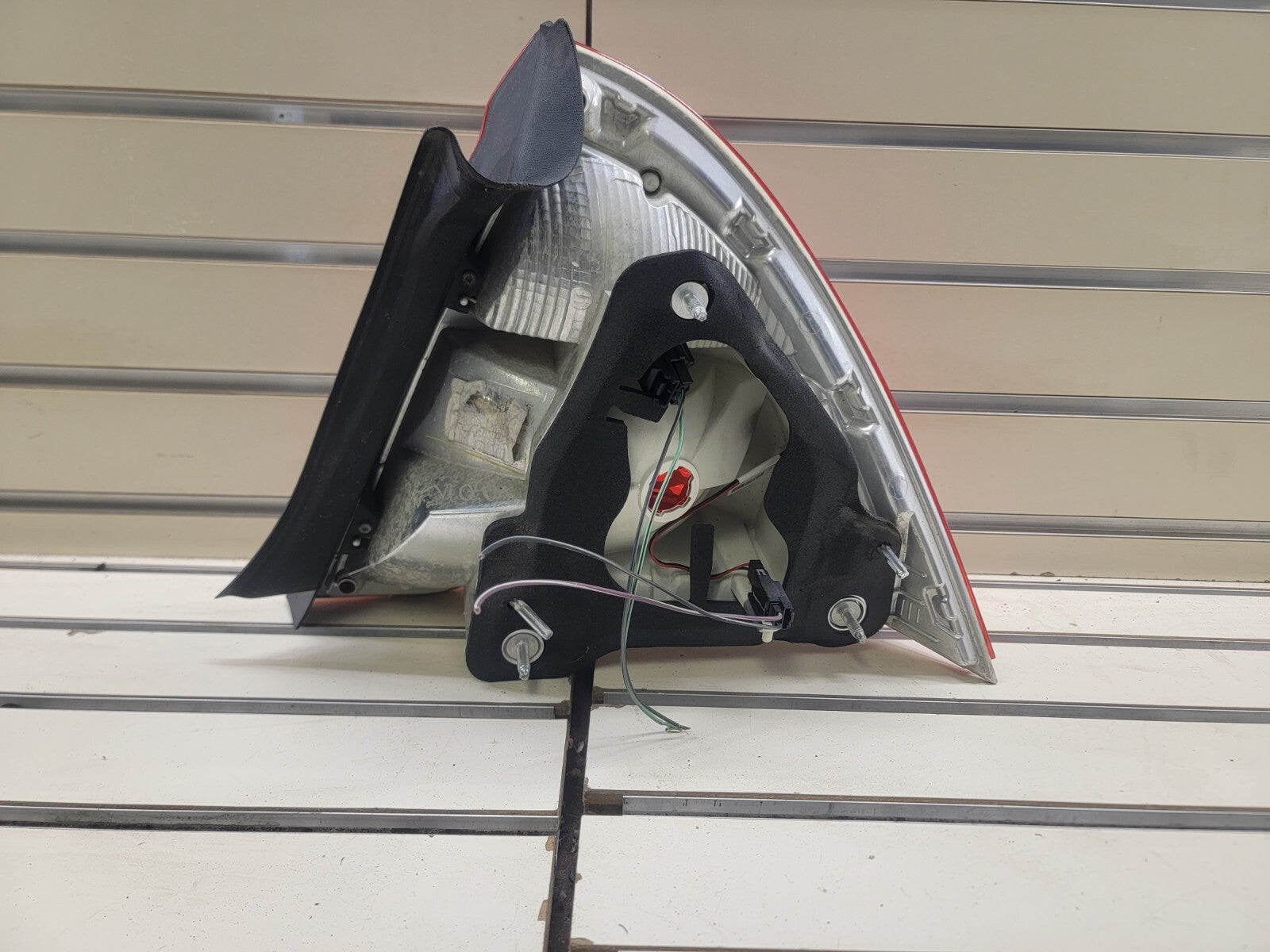 🔥10-12 Ford FUSION Tail Light Break Light Lamp Assembly Rear left driver OEM