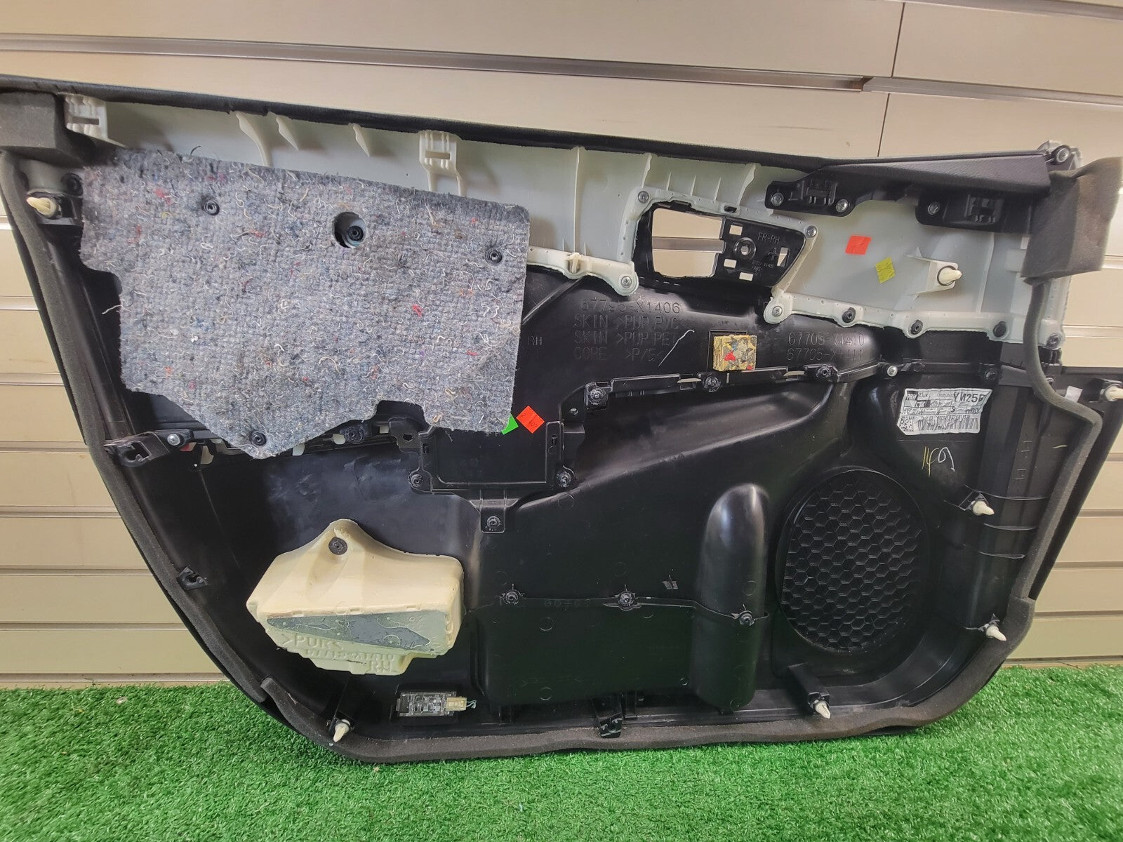 🔥2012-2015 Toyota Camry Front Door Panel Passenger  BLACK
