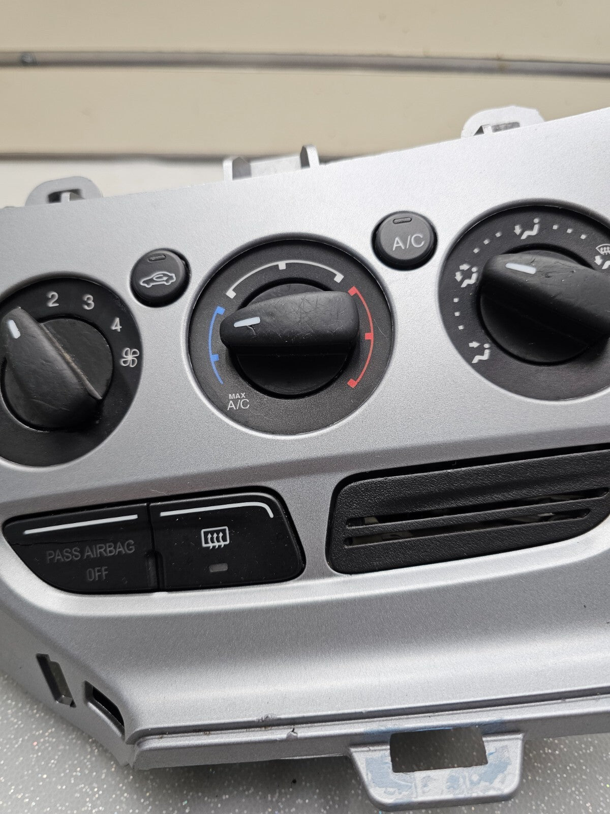 🔥12-14 FORD FOCUS A/C HEATER CLIMATE CONTROL Dash Bezel Temperature SILVER OEM