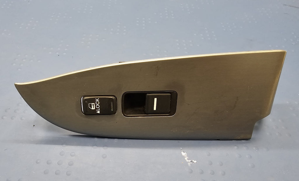 🔥05-10 Honda Odyssey Front Right Passenger Door Window Switch Lock Bezel Silver