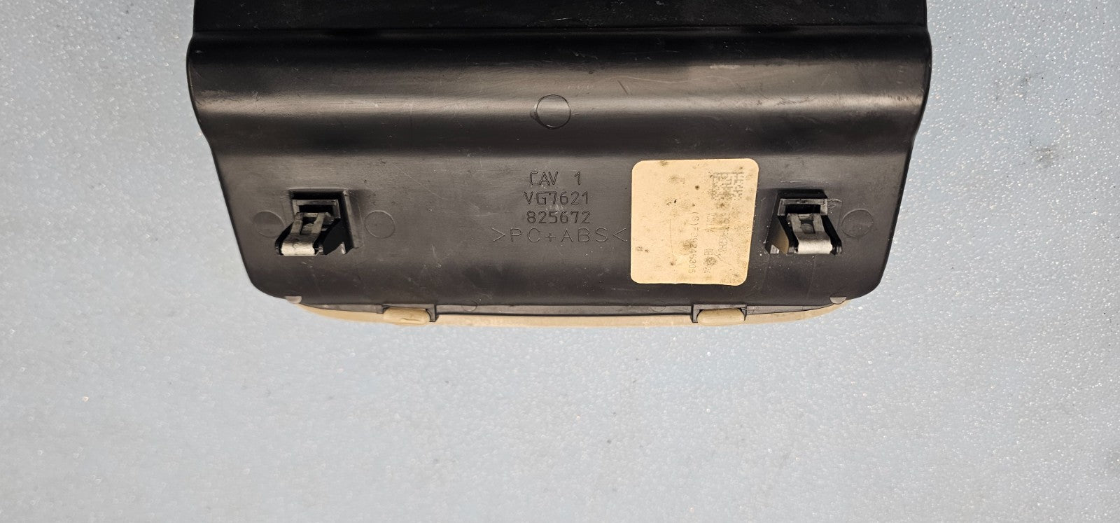 🔥02-06 TOYOTA CAMRY 4RUNNER Overhead Console DOME Light Lamp tan OEM