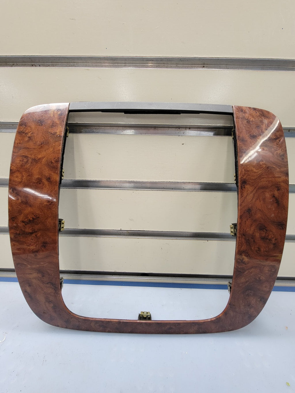 🔥07-13 SUBURBAN TAHOE YUKON CENTER DASH RADIO BEZEL TRIM WOODGRAIN