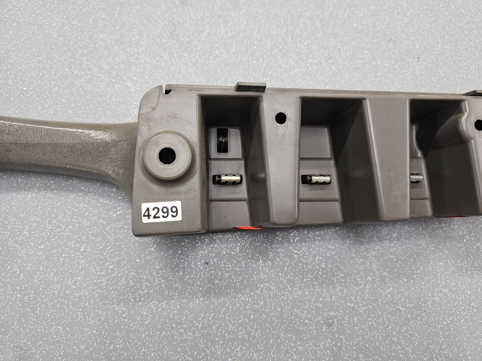 🔥03-18 Express Savana Inside Left Driver Pull Door Panel Handle Armrest DK Gray