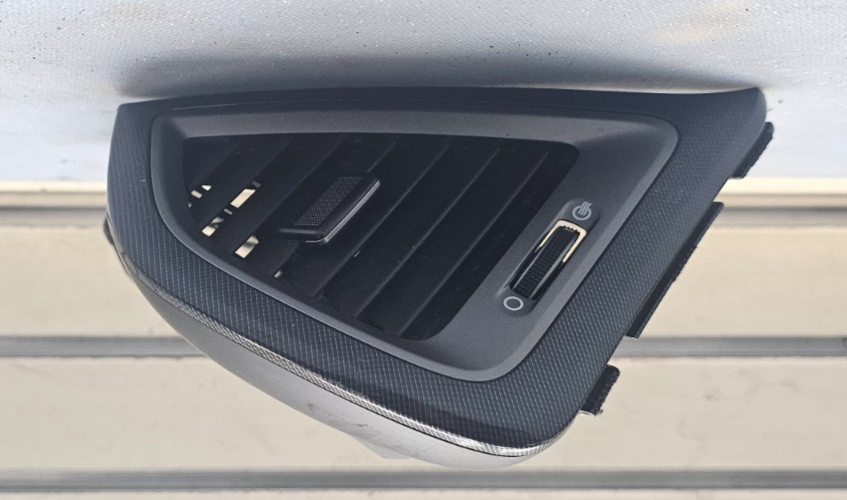 🔥13-18 Hyundai Santa Fe Left Driver AC A/C HVAC Air Vent Heater Trim Silver OEM