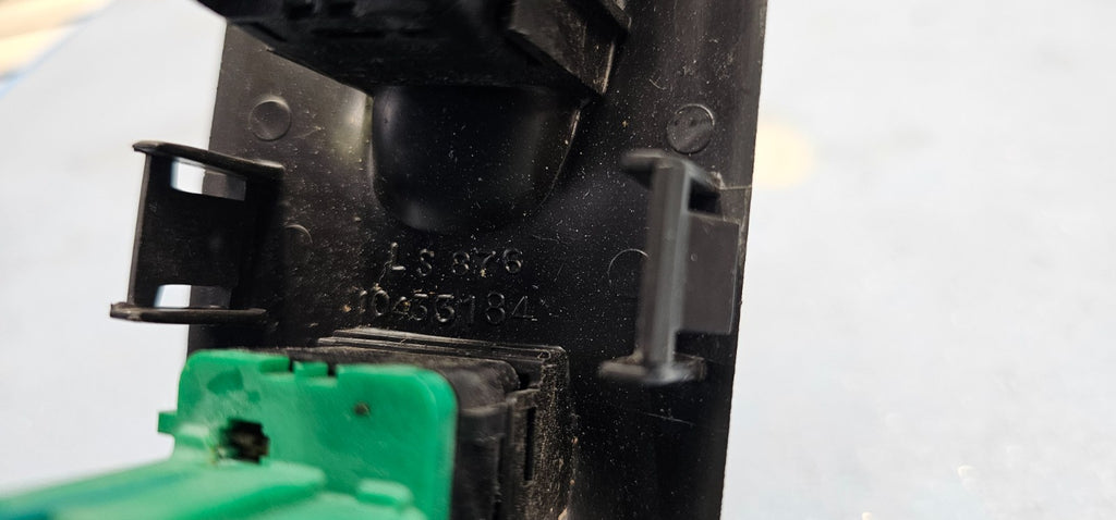 🔥99-05 Chevy Venture Right Passenger Power Window Switch Black Oem