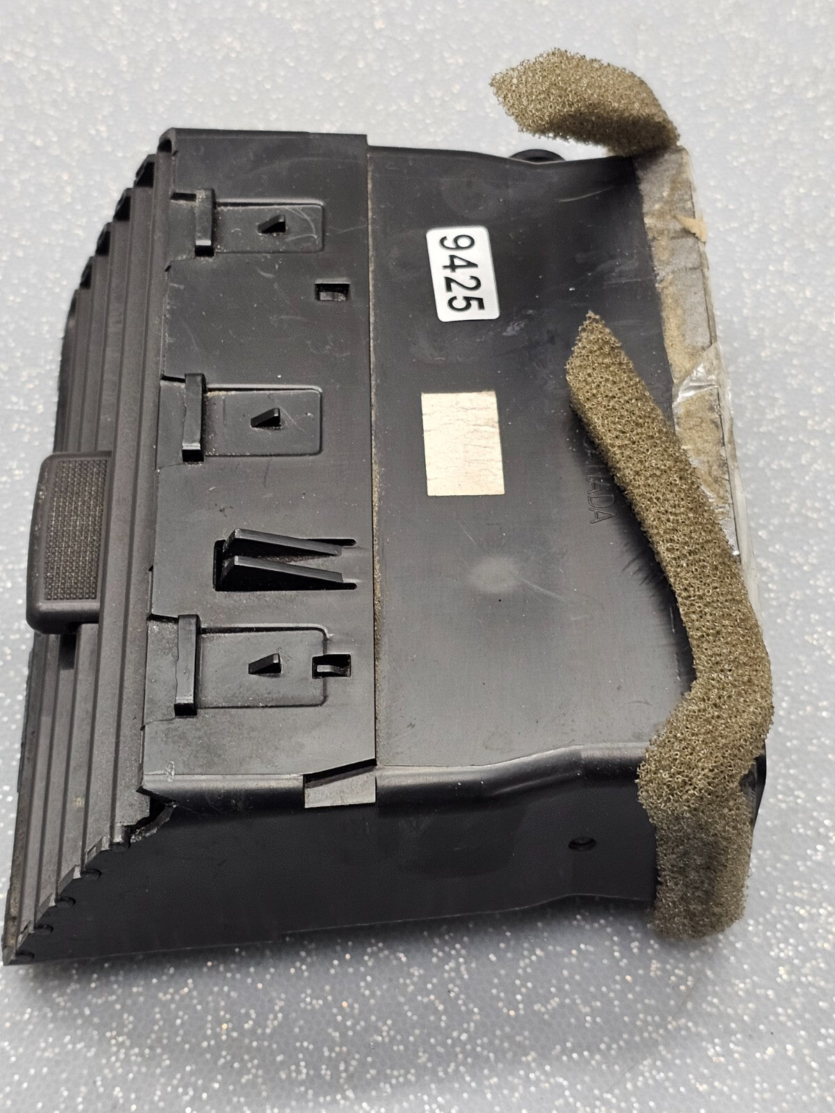 🔥07-13 Suburban YUKON Dash Left Driver Air Vent Heater Filter Conditioner VT16