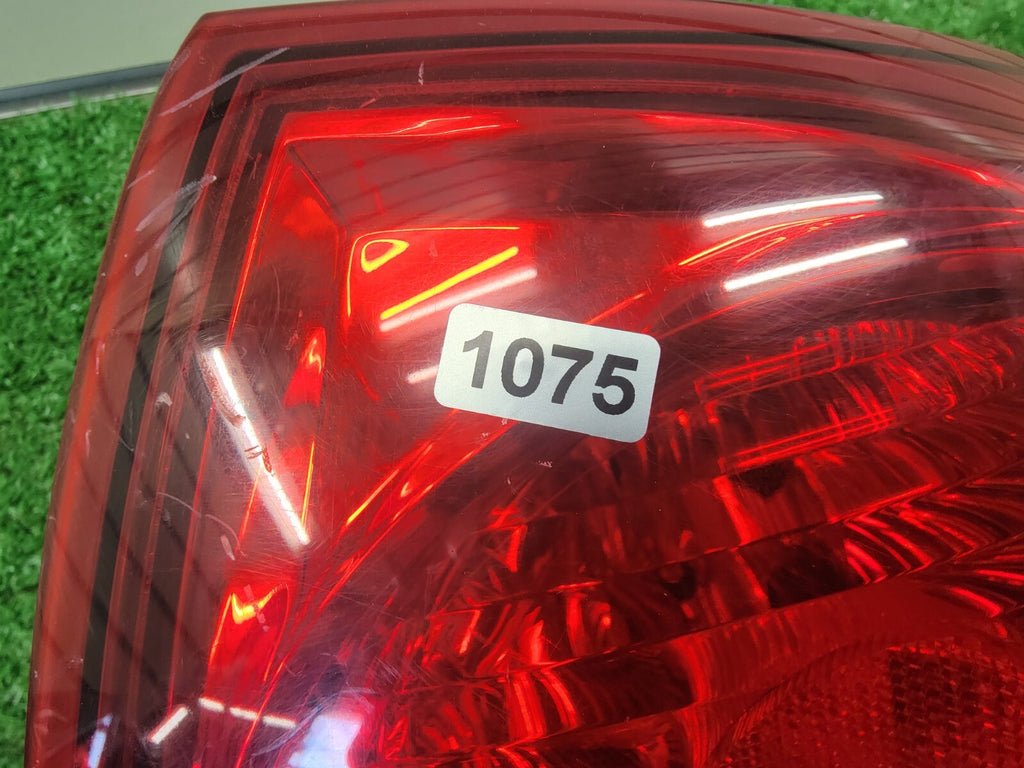 🔥04-06 Nissan Sentra Rear Right Passenger Tail Light Lamp Assembly Chrome OEM
