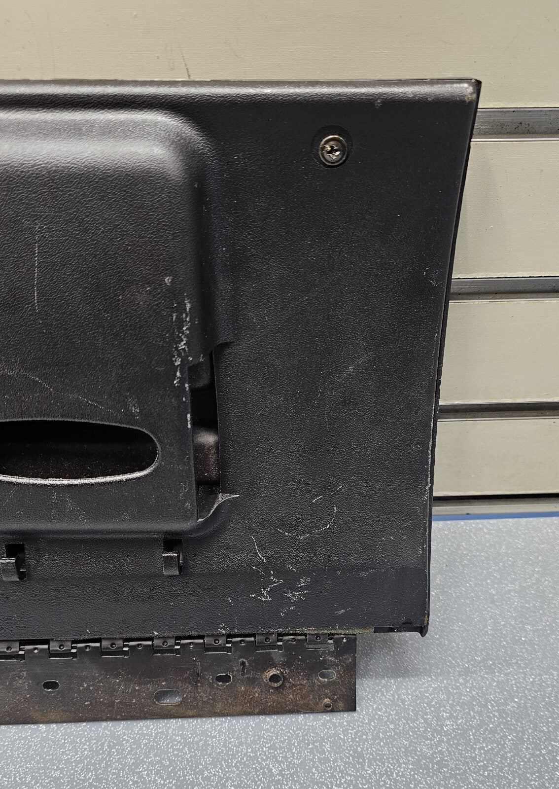 🔥00-02 Chevrolet Cavalier Glove Box Door w/Latch DARK GRAY USED