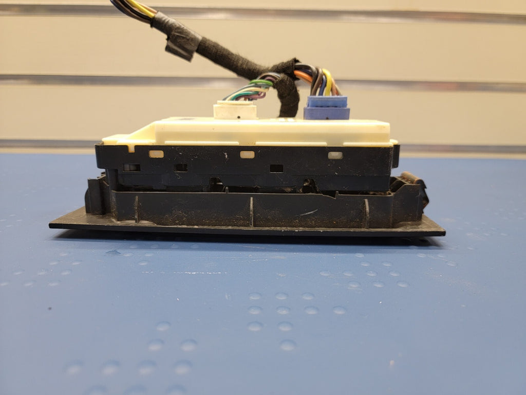 2006-2010 HUMMER H3 Driver Master Window Door Switch Black