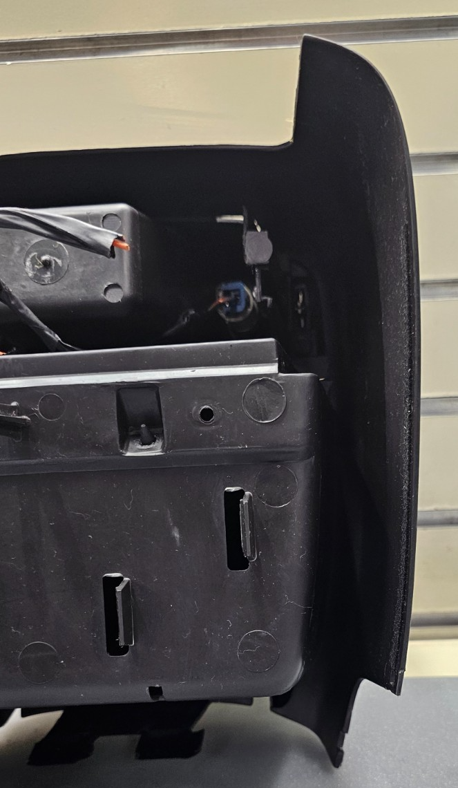 🔥97-99 Chevy Venture Front Lower Console Assembly Black