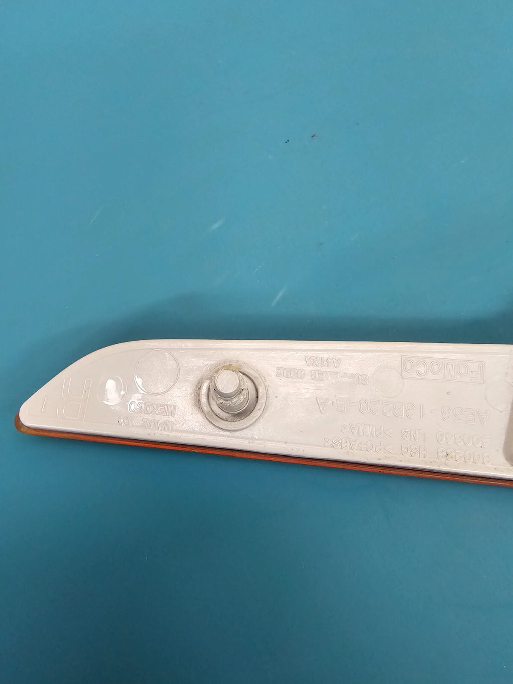 2010-2012 FORD FUSION SIDE MARKER LIGHT ASSEMBLY RH RIGHT PASSENGER OEM