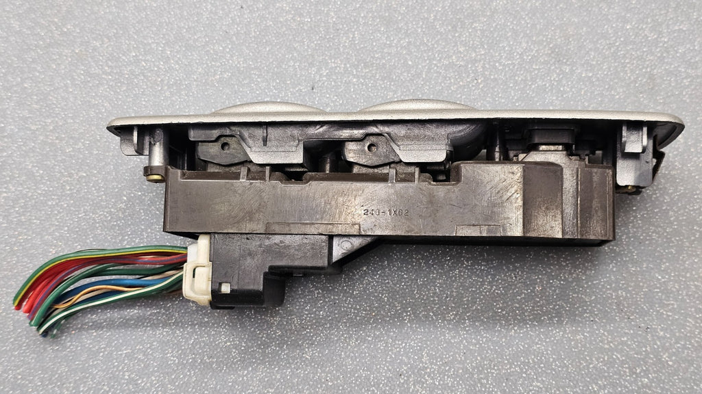 02-06 Camry Scion XB Front Left Driver Master Power Window Switch Control Silver