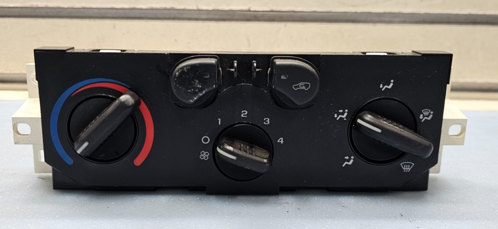 🔥04-12 Colorado Canyon Heater A/C AC HVAC Temperature Climate Control Black