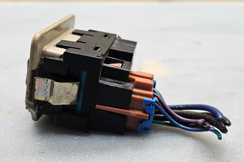 🔥00-02 Tahoe Suburban Yukon Rear Power Window Switch TAN