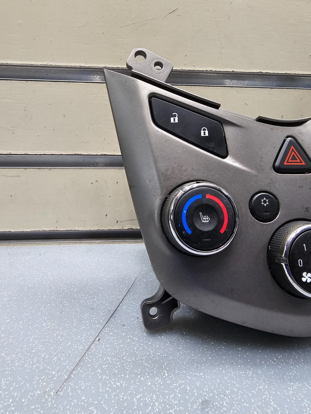 🔥13-14 Chevy Sonic Dash AC Heater Temperature Climate Control Air Conditioner