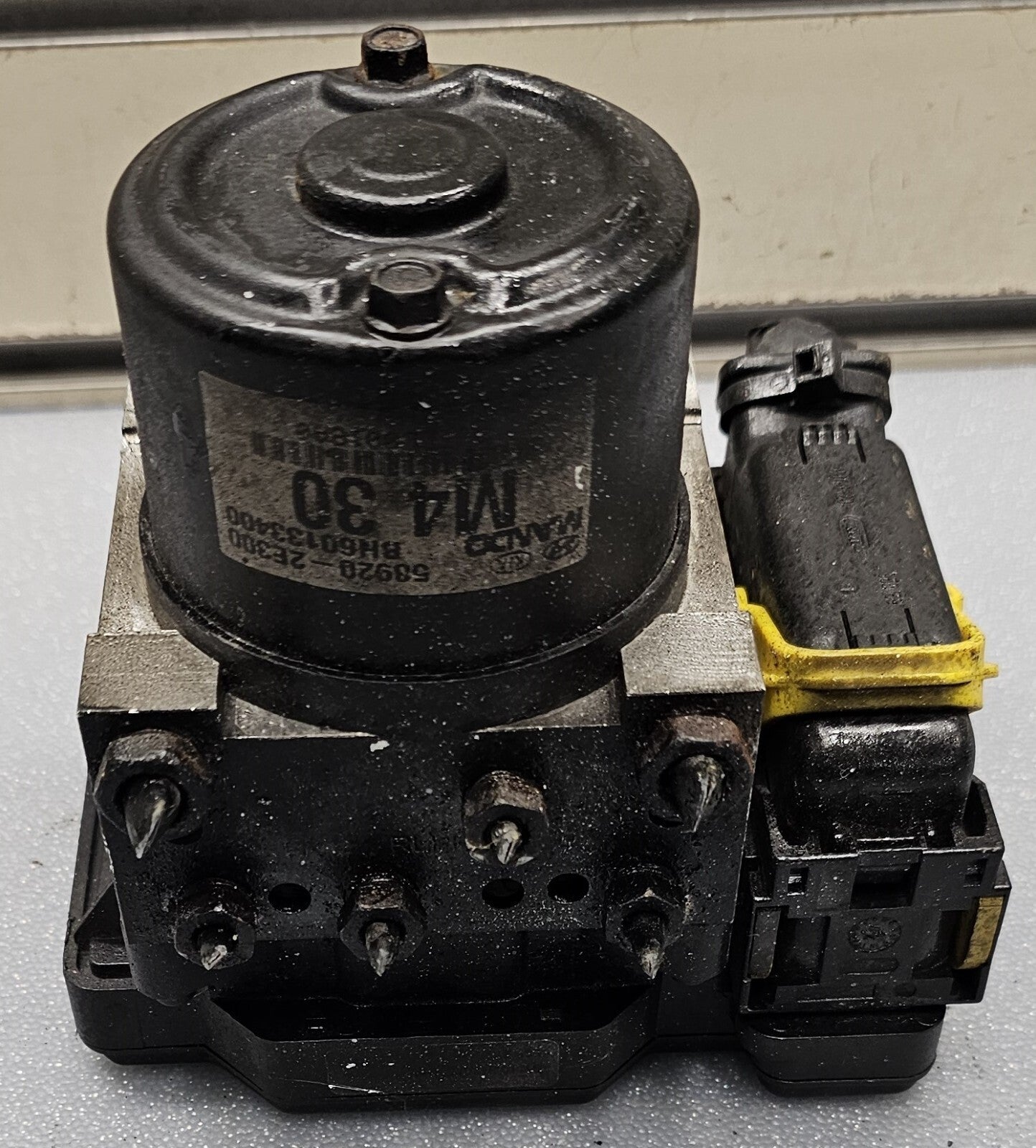🔥2005-2007 Hyundai Tucson Kia Sportage ABS AWD Brake Pump Module Motor Assembly