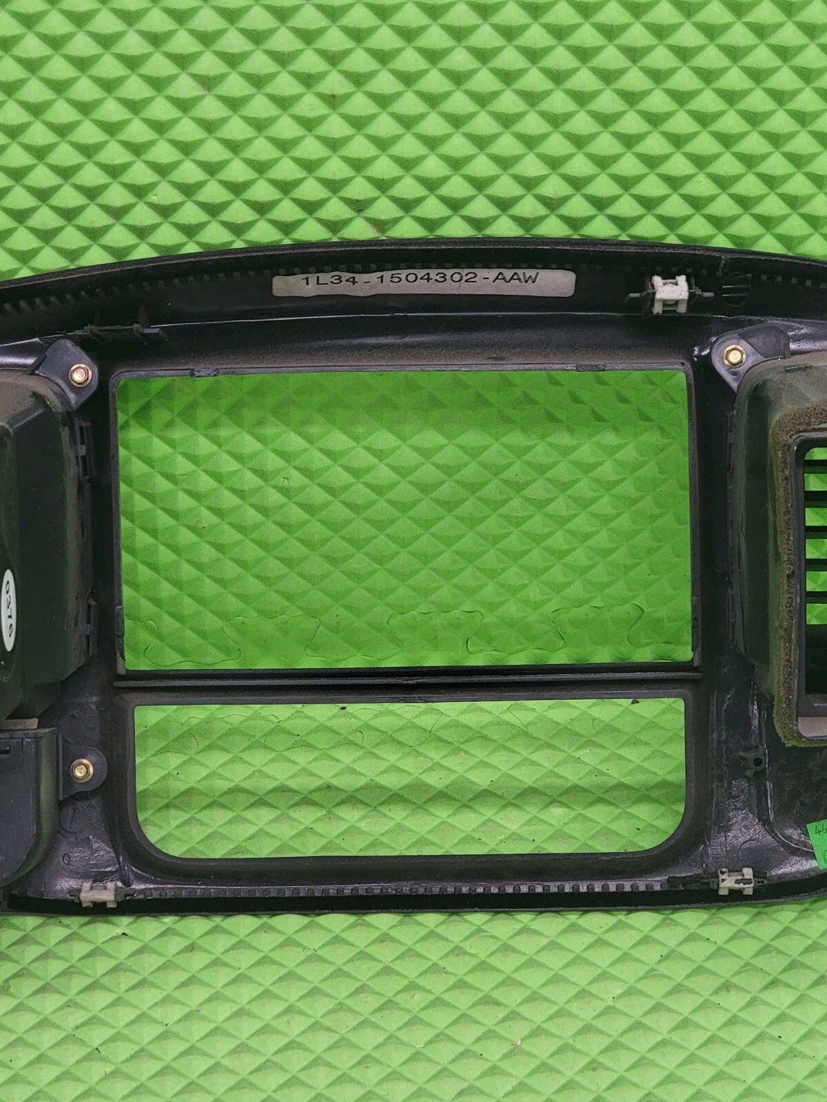 🔥97-03 Ford F150 Center Dash Radio Climate BEZEL TRIM Panel 🔴AIRBG Line Tan B1