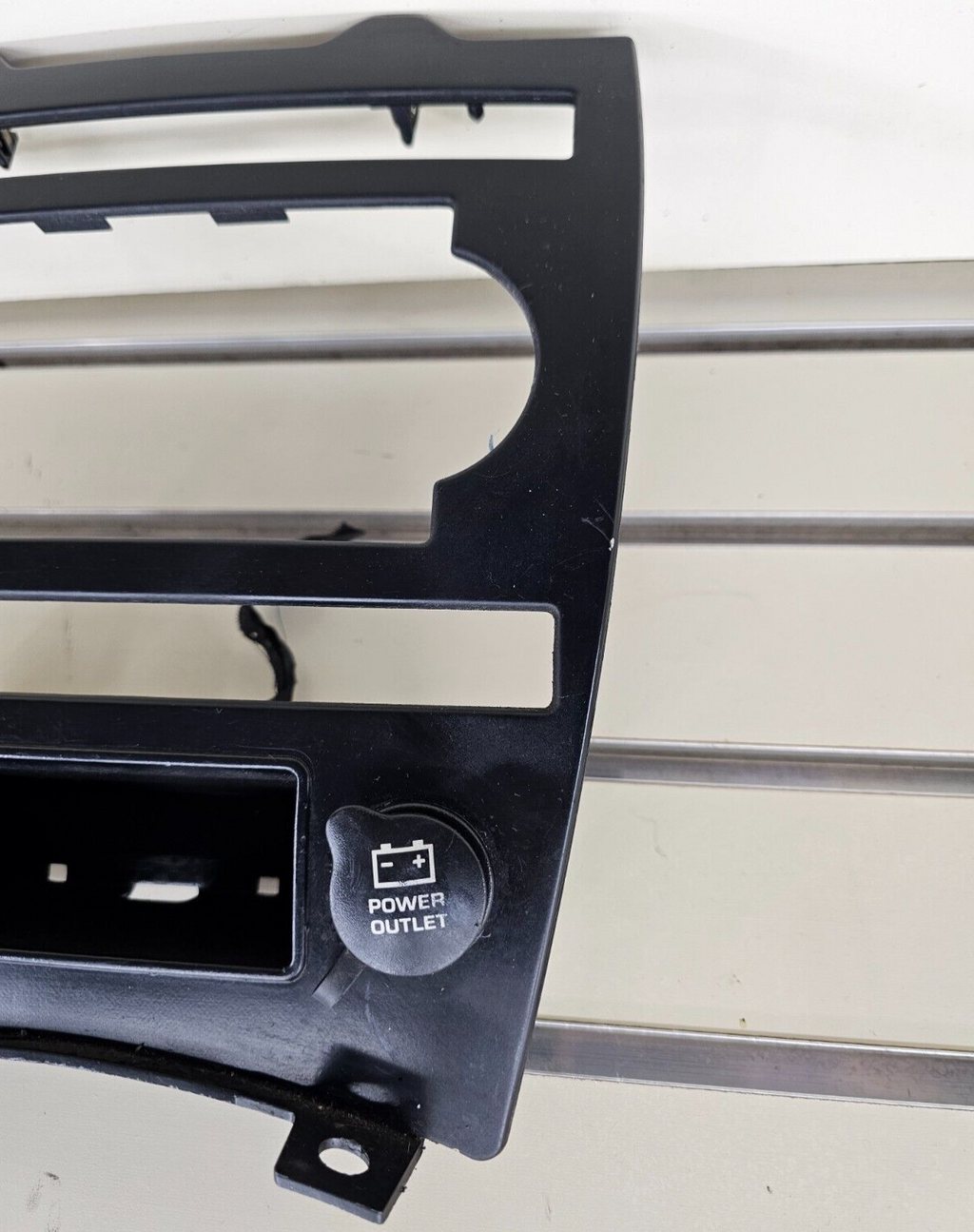 🔥05-07 JEEP GRAND CHEROKEE DASH PANEL RADIO SURROUND TRIM BEZEL BLACK OEM B70