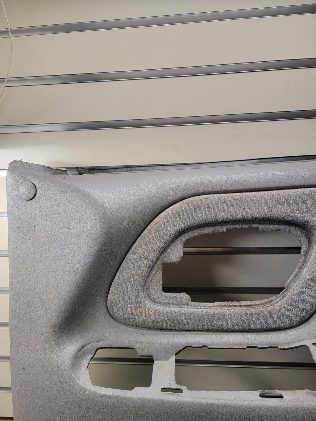 🔥95-99 Chevy GMC Silverado C/K DOOR PANEL Front Passenger Right Gray OEM D2