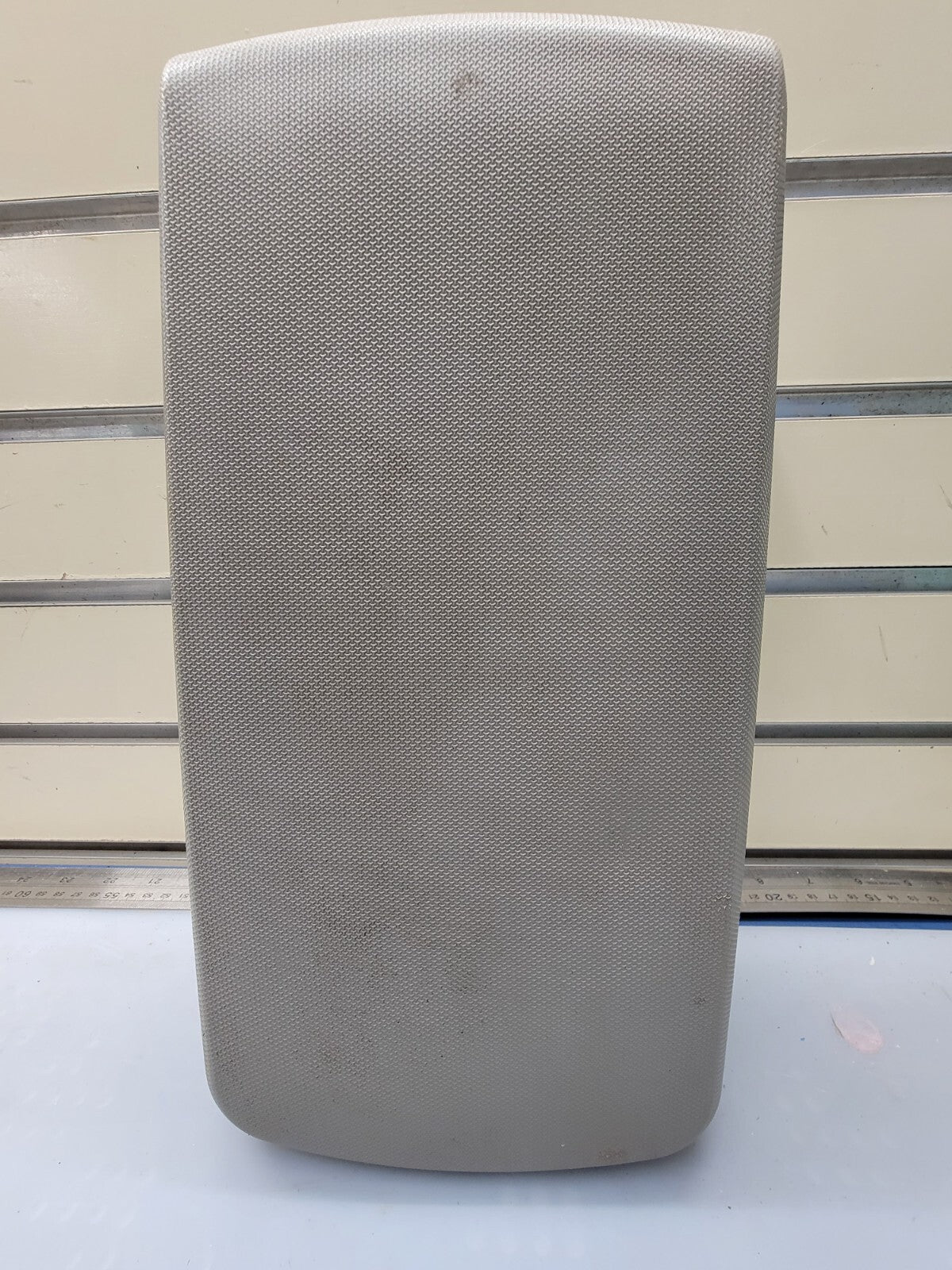 🔥08 - 10 DODGE AVENGER/CHRYSLER SEBRING CENTER CONSOLE & ARM RESTER LID GRAY