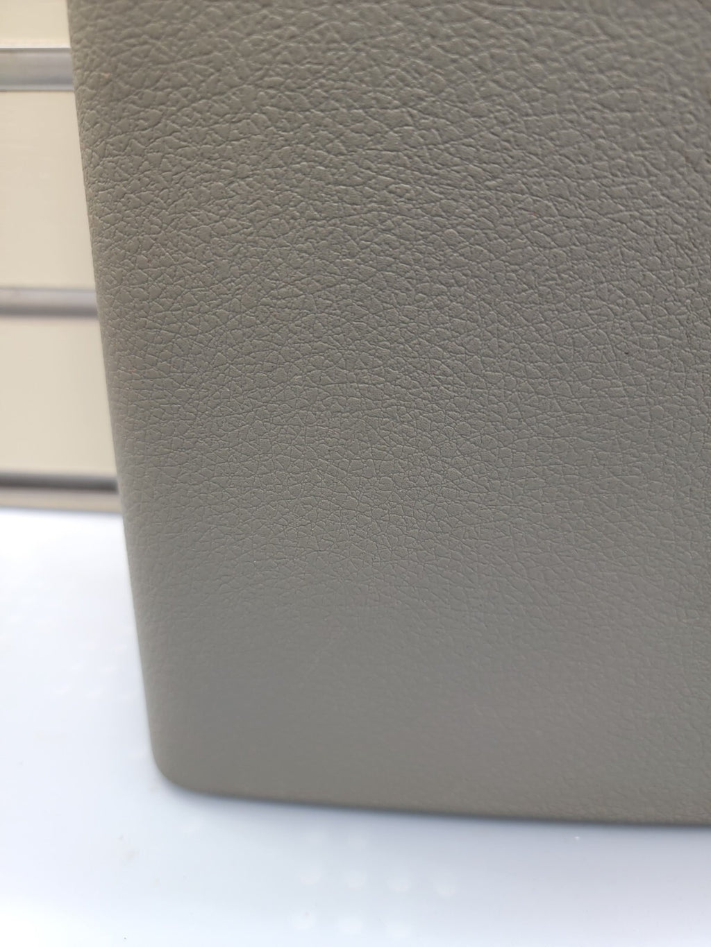 🔥2004-2008 Ford F150 Center Console Cover Lid Top Arm Rest Armrest Gray