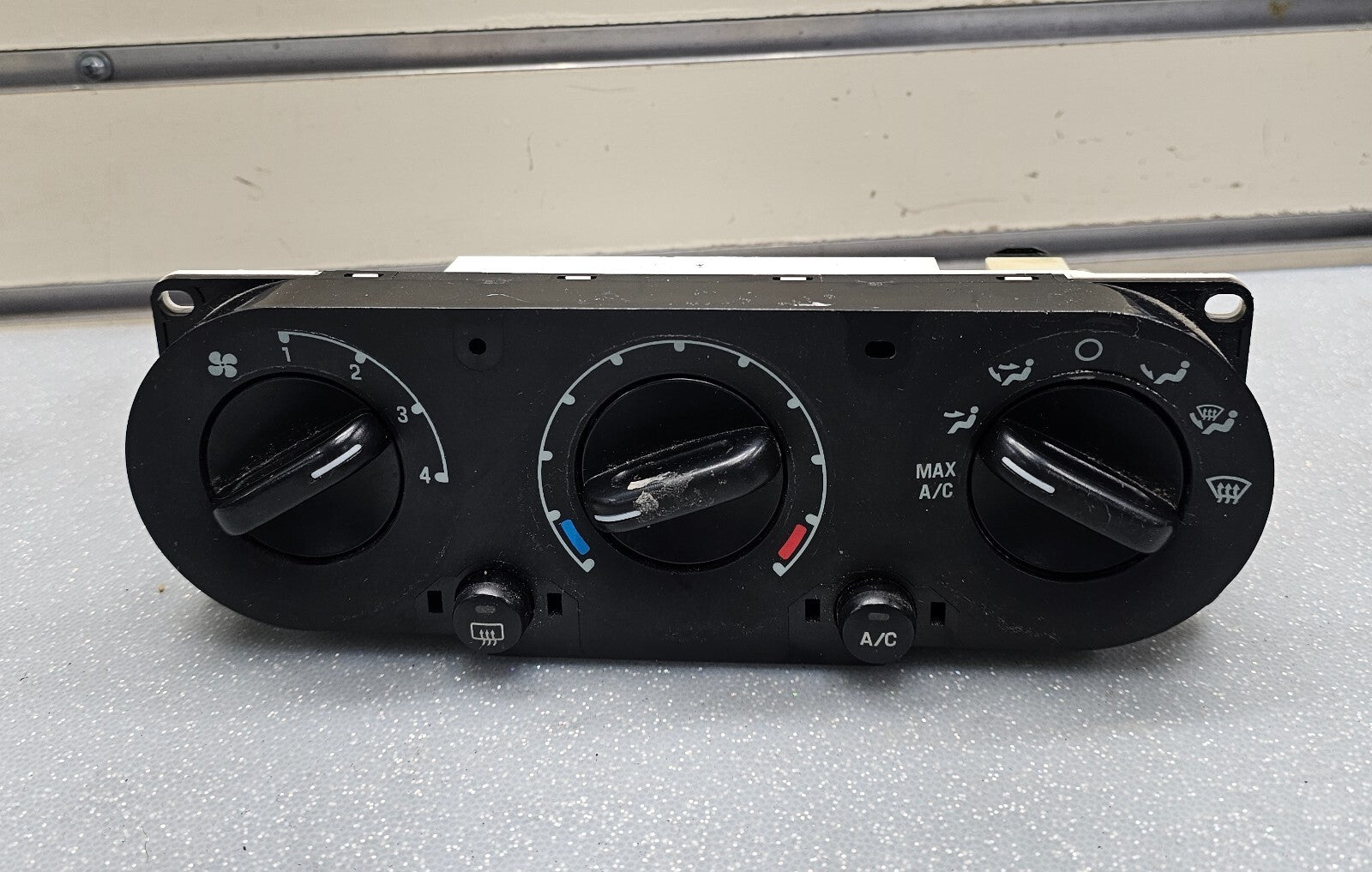 🔥2002 - 2005 Ford  Expedition A/C Heater Climate Control P: 2L-1H-19980-A OEM !
