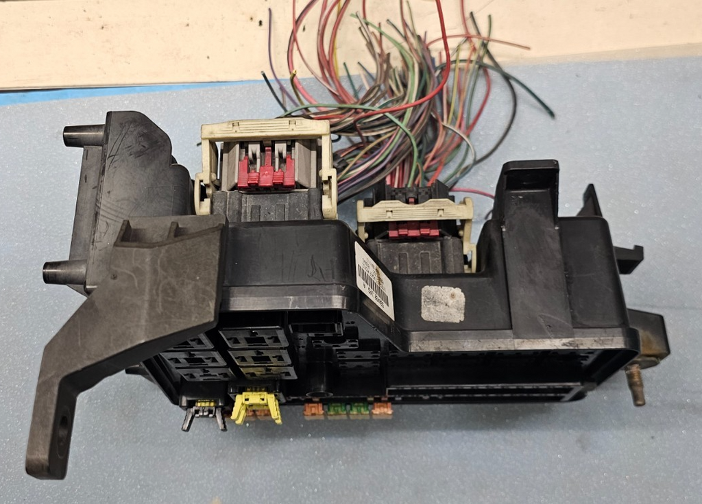 🔥02-05 Dodge Ram Engine TIPM Fuse Box Junction Body Control Distribution Module