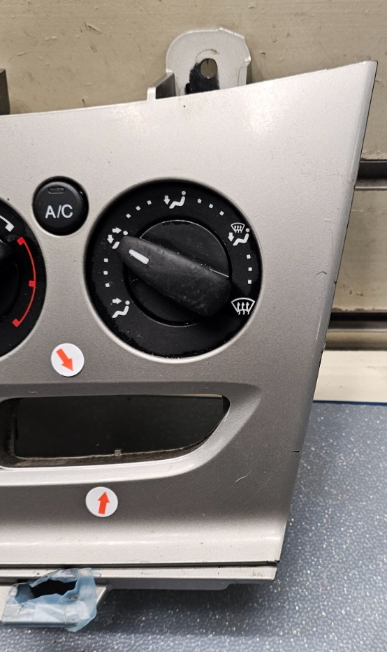 🔥12-14 FORD FOCUS A/C HEATER CLIMATE CONTROL Dash Bezel Temperature SILVER OEM