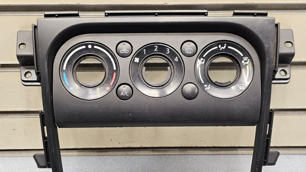 🔥07-13 SUZUKI SX4 DASH FM RADIO STEREO CLIMATE CONTROL BEZEL TRIM PANEL BLACK