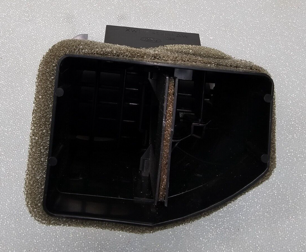2003-2011 Lincoln Town Car Dash Right Passenger A/C Heater Air Vent Temperature