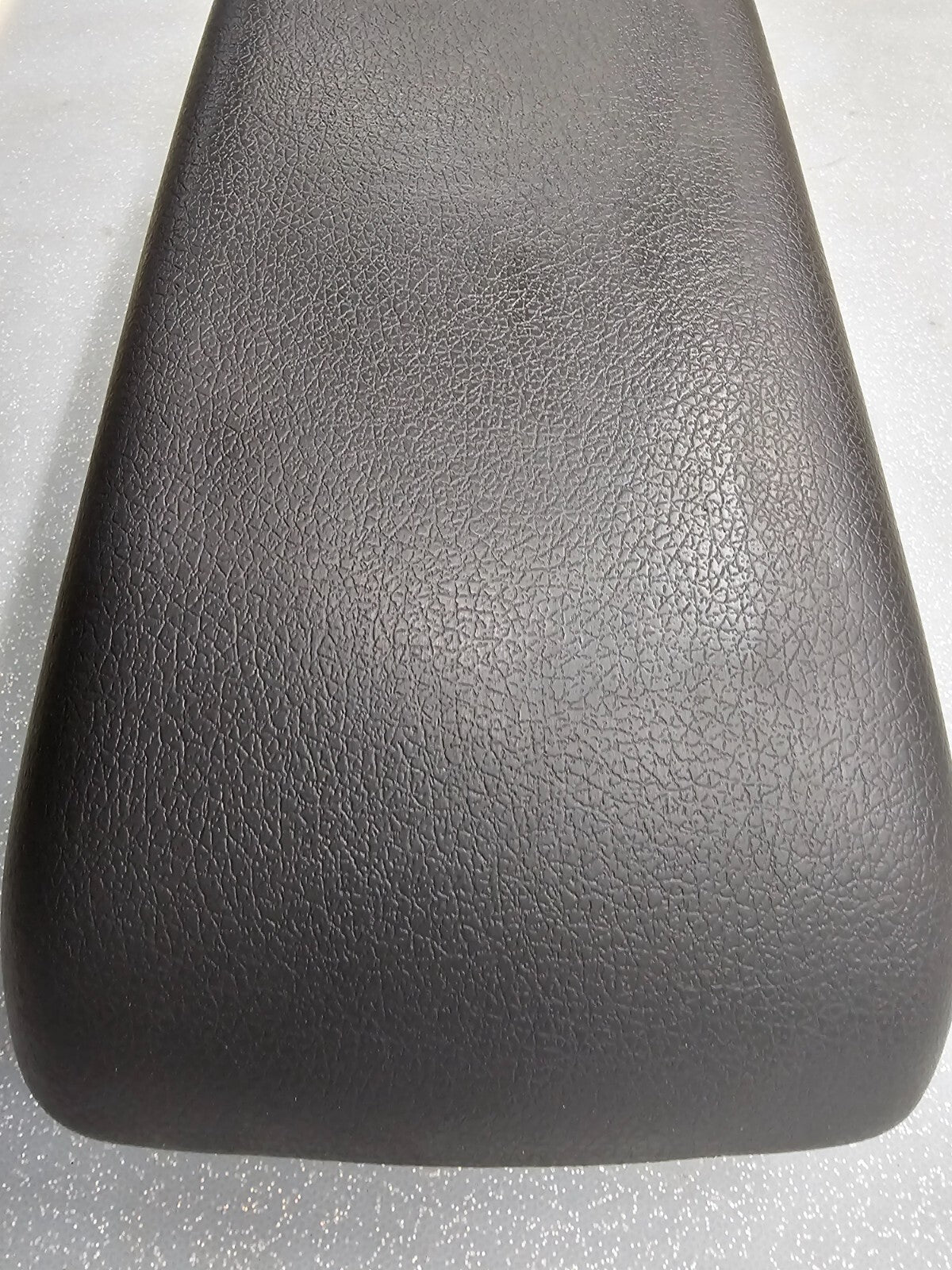 10-12 Fusion Milan Front Center Console Lid Armrest Cover Top Pad Assembly Black