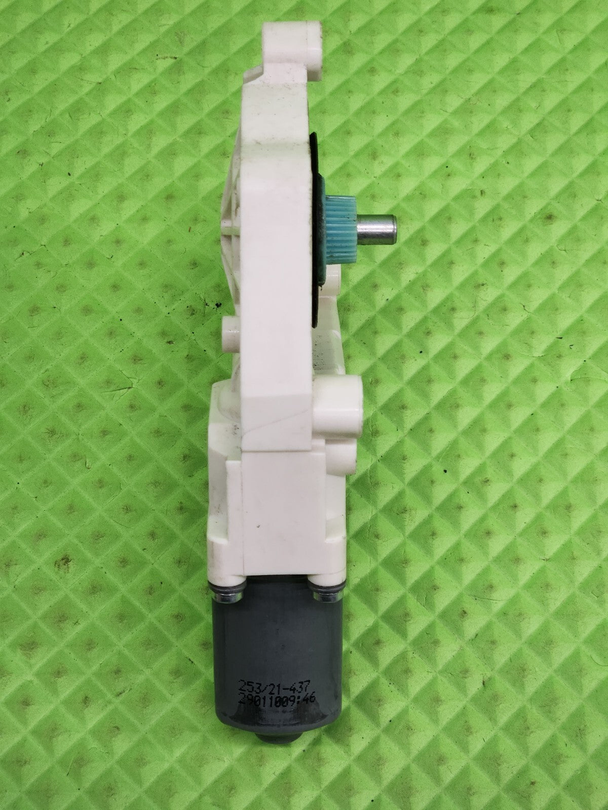 🔥2009-2016 AUDI A4 PASSENGER SIDE REAR DOOR WINDOW MOTOR ASSEMBLY OEM
