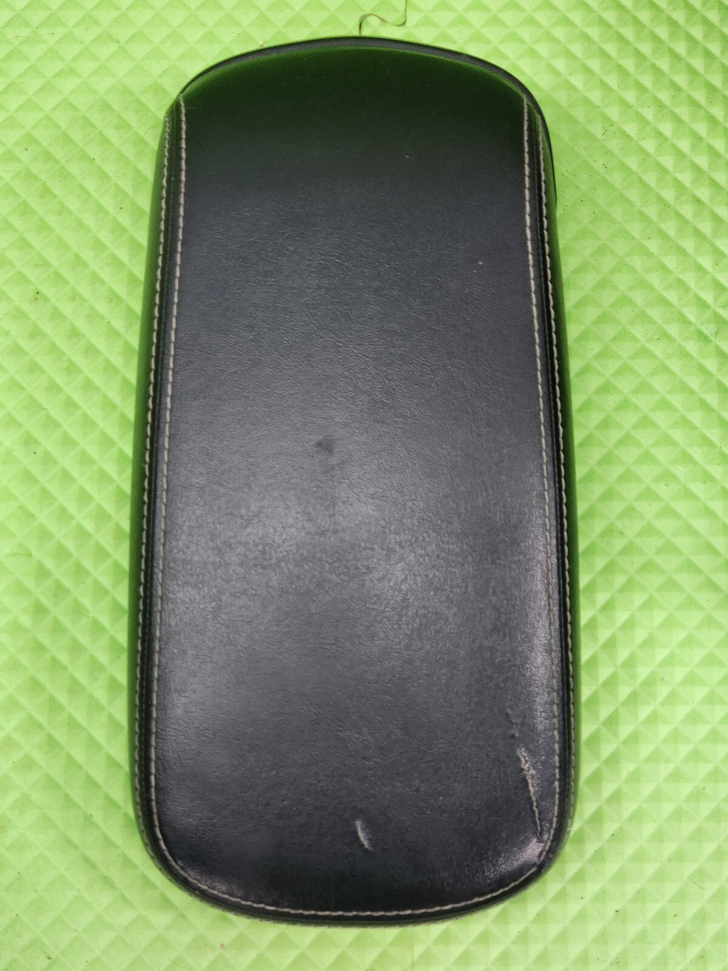 🔥2011-2014 CHRYSLER 200 DODGE AVENGER CENTER CONSOLE LID ARM REST BLACK