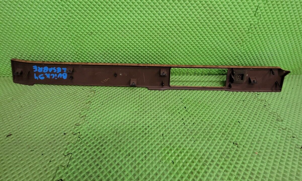 92-99 BUICK LESABRE FRONT DASH LOWER WOODGRAIN COVER PLATE TRIM PANEL BEZEL OEM