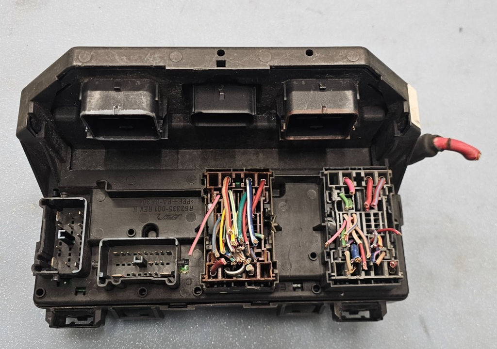 🔥08-09 Dodge Grand Caravan Journey Town Country Fuse box TIPM Power Module OEM