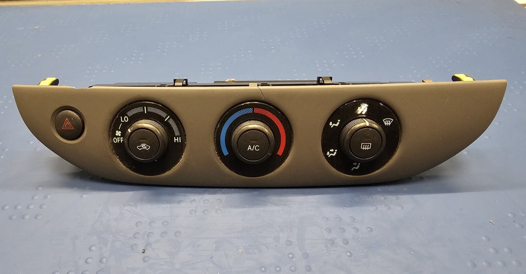 02-06 TOYOTA CAMRY Front Dash A/C Temperature Heater Climate Control Panel Unit
