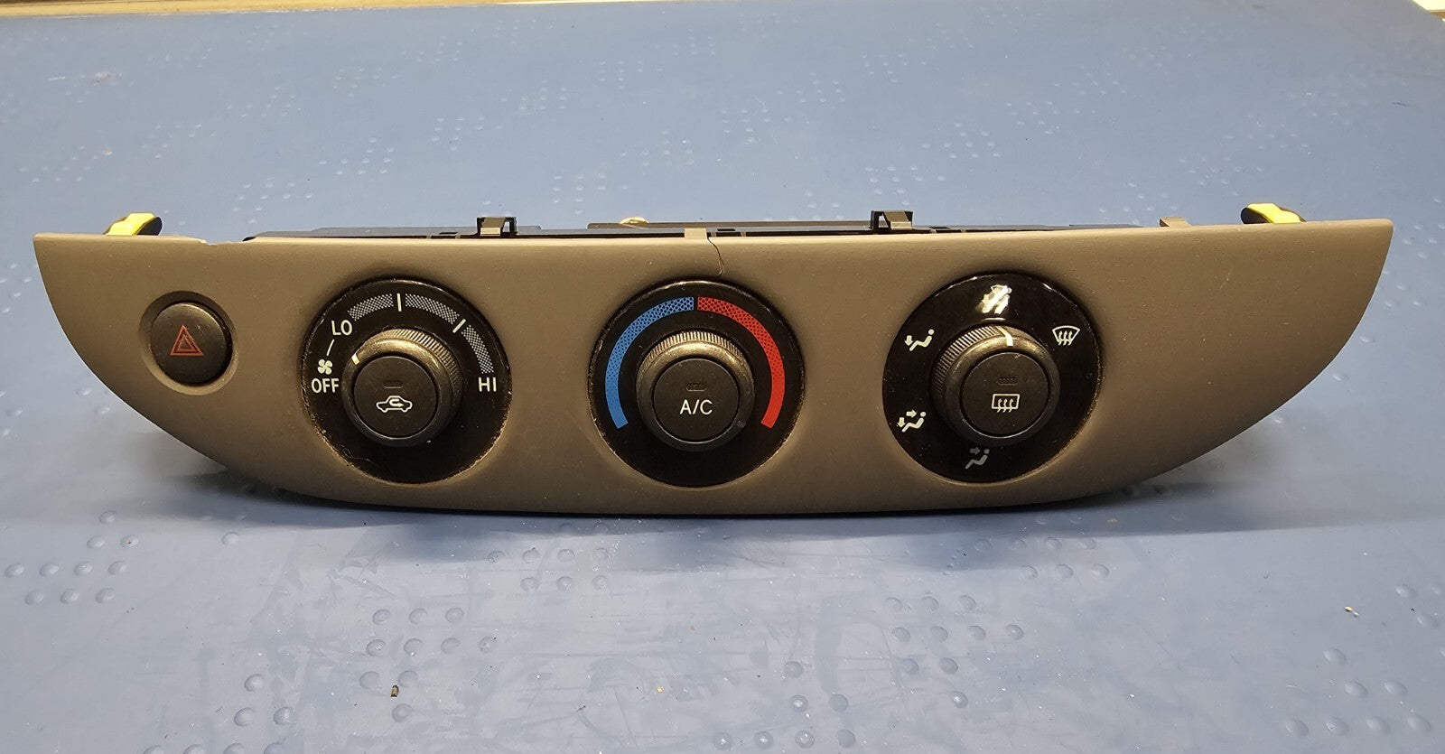 02-06 TOYOTA CAMRY Front Dash A/C Temperature Heater Climate Control Panel Unit