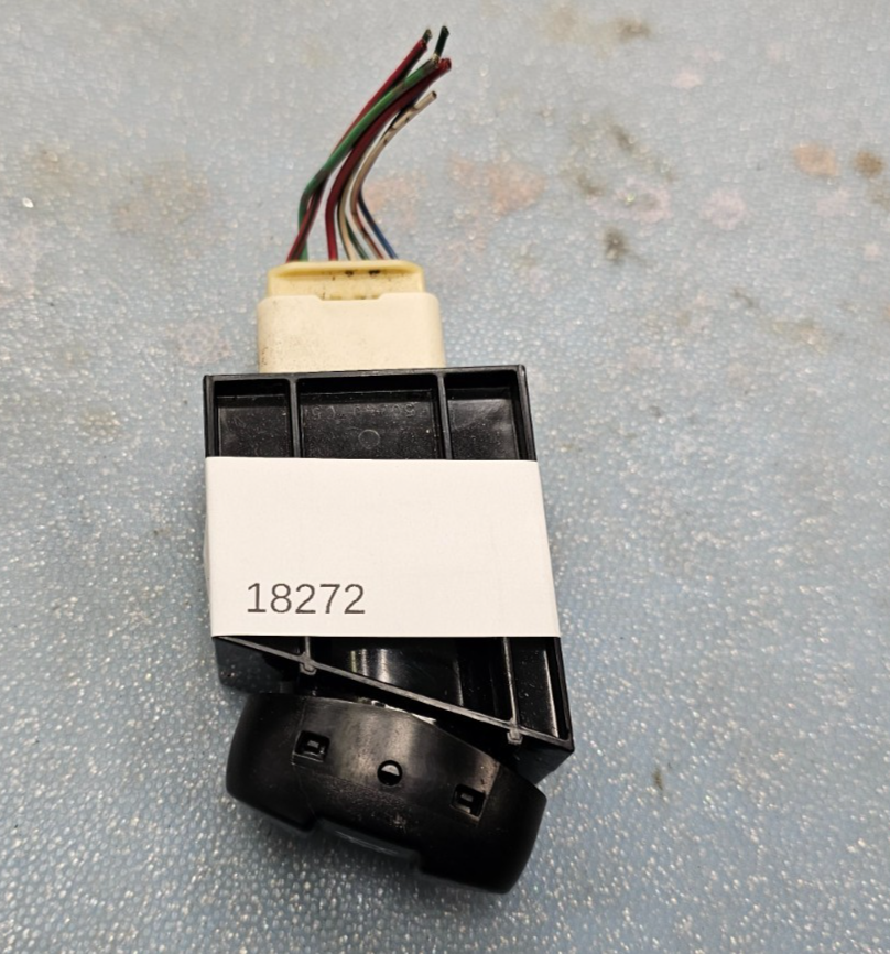 🔥04-10 Toyota Sienna Interior On Off Dome Light Door Control Switch Black OEM