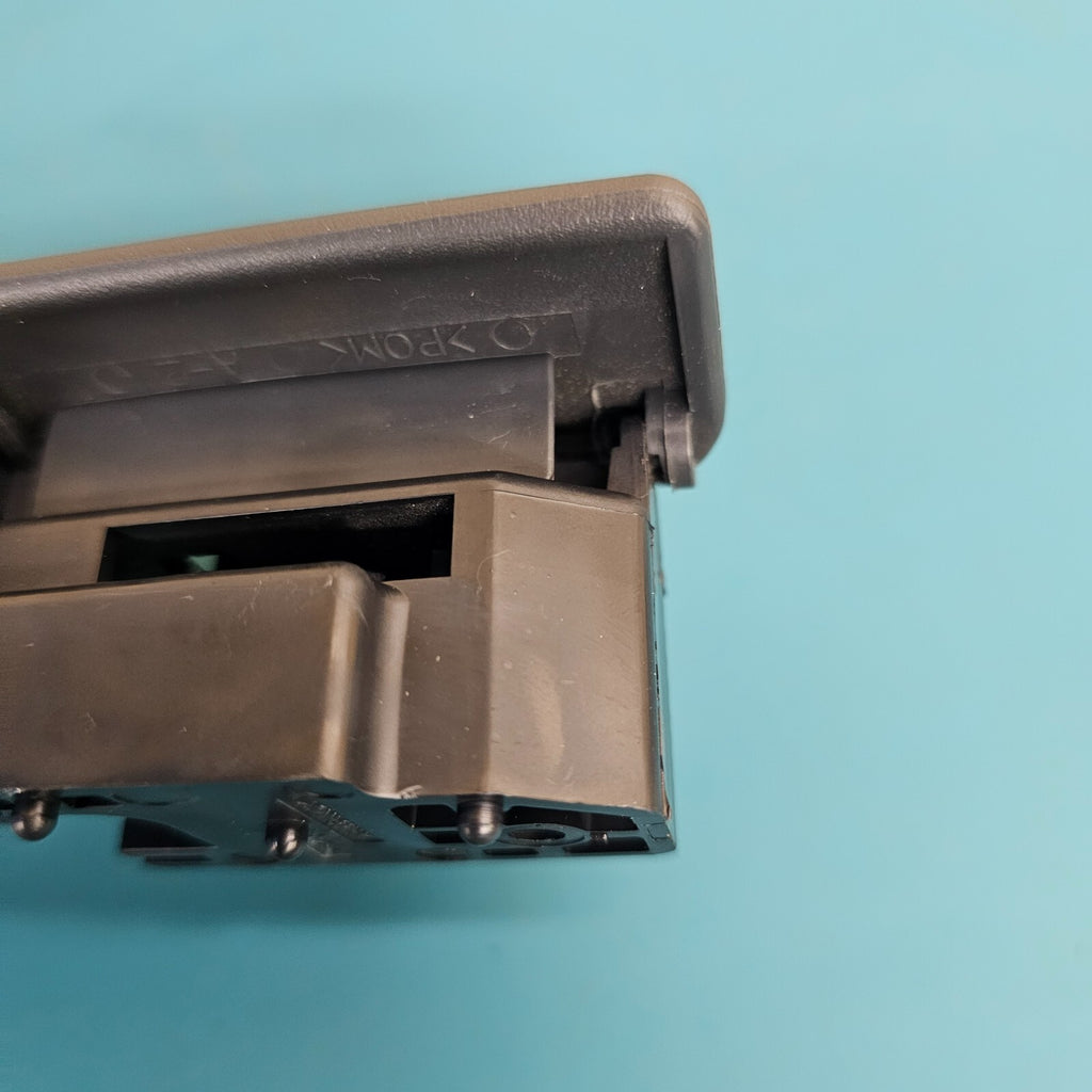 00-05 Mitsubishi Eclipse Glove Storage Box Compartment Latch Lock Black Assembly