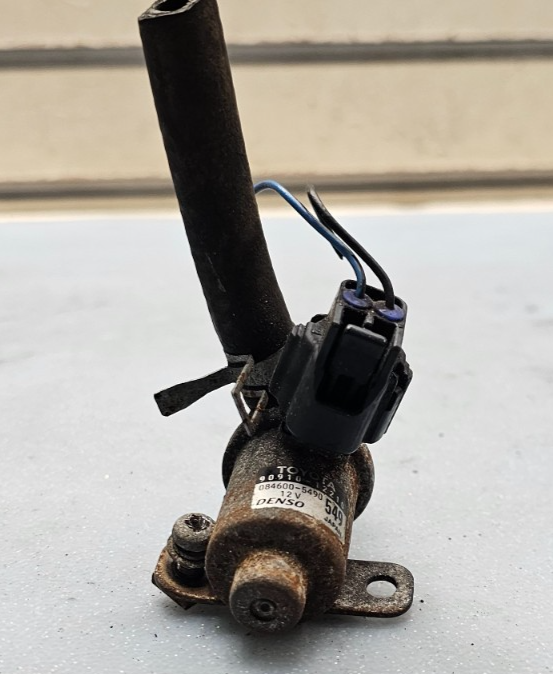 🔥1999-2002 Toyota Corolla Valve Vacuum Switch OEM